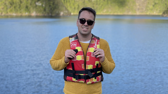 Tom White oversees a group of travel managers