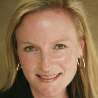 Felicity Burke Headshot