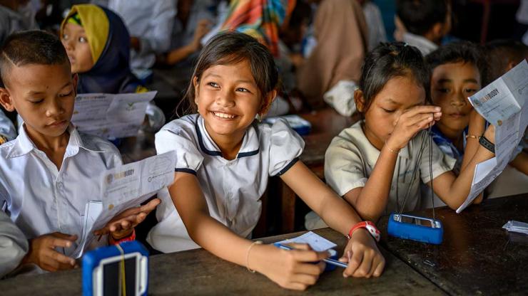 SolarBuddy pupils Cambodia