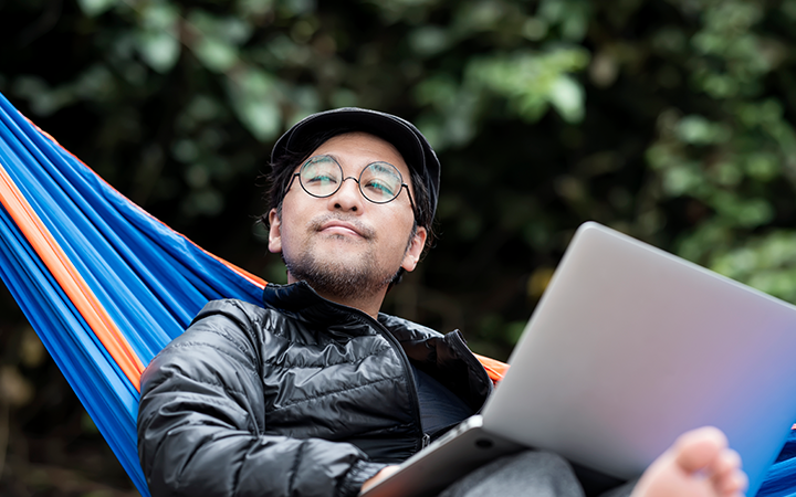 HW-Relax with laptop.png