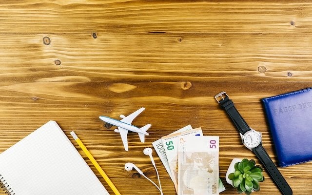 viáticos y gastos de viaje