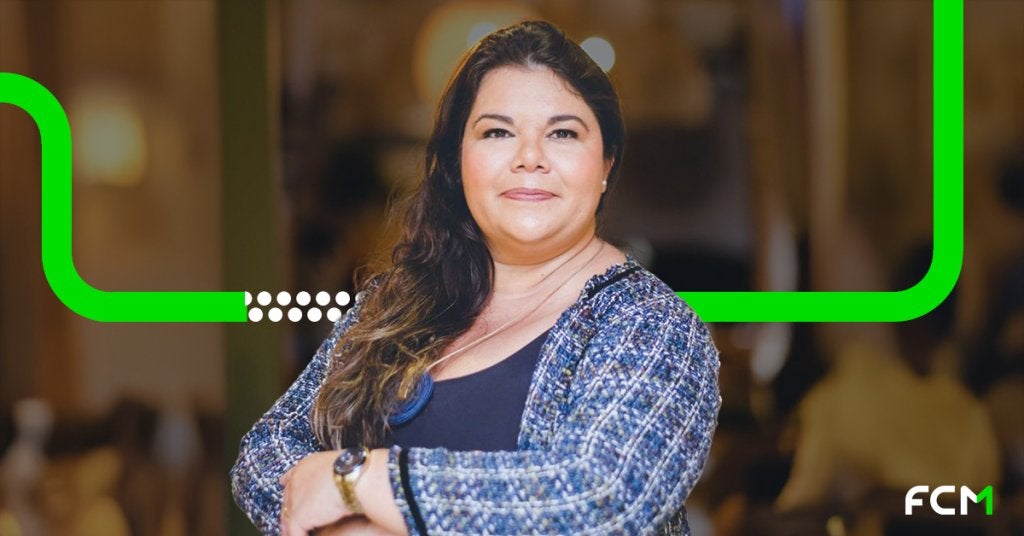 Julliane Cortez, líder de ventas de FCM Travel en México y Latinoamérica, en retrato profesional