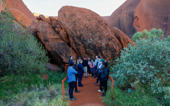 fcmme-au-hw-idex-2025-guided-tour-uluru