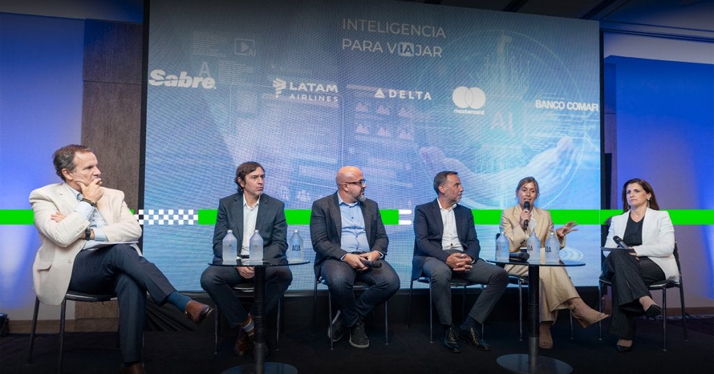 Referentes de aerolíneas, tecnología, banca y medios de pago debatieron el impacto real de la IA en los viajes corporativos.