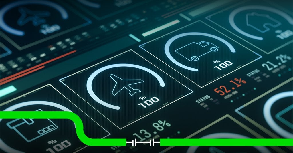 Equipo de gestión monitoreando viajes corporativos en tiempo real con pantallas de datos y mapas.