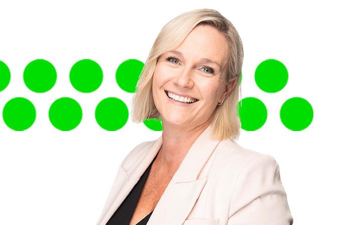 Jen St Clair Headshot