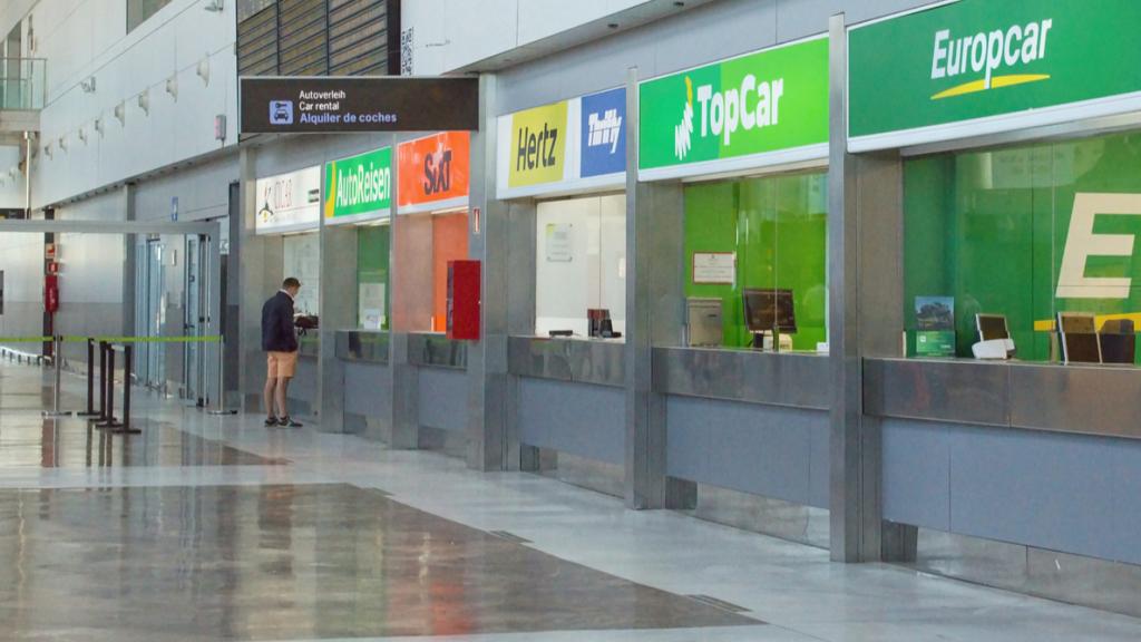Car hire at airport