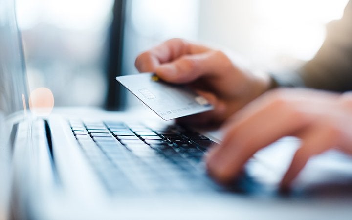 Navigating the Shift from AirPlus: 5 Key Considerations When Switching to a New Payment Provider for business travel