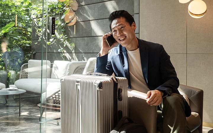 fcm-hw-asia-business-traveller