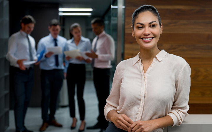 fcm-hw-businesswoman