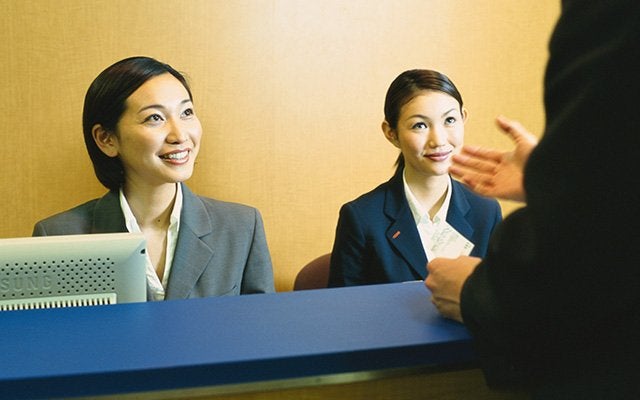 fcm-hw-japanese-hotel-reception