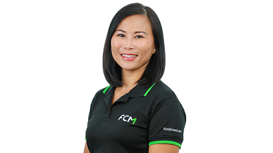 Stephenie Lee 