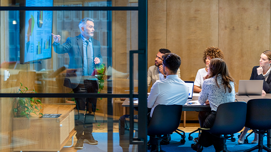 fcmme sum image Global investment firm cs