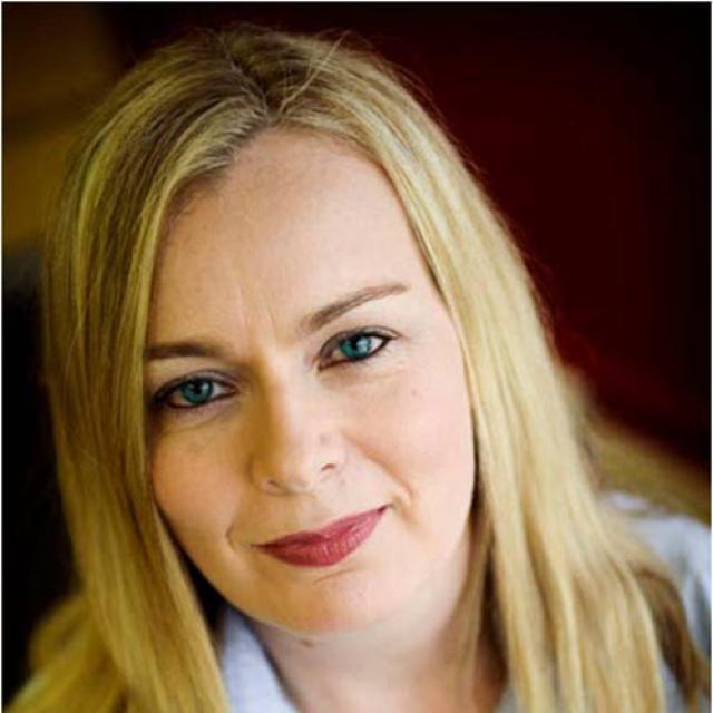 Alison Causebrook Professional Headshot