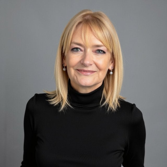 Jo Lloyd, FCM